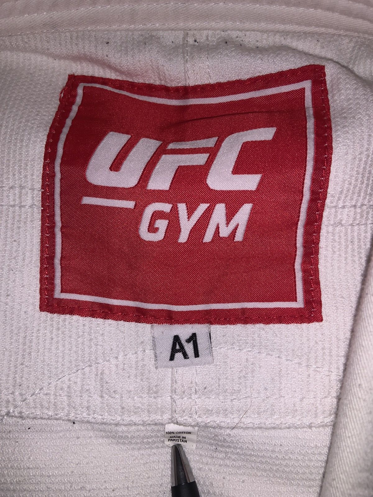 UFC UFC GYM - Brazilian Jui Jitsu Kimono - Size A1 Size US M / EU 48-50 / 2 - 4 Thumbnail
