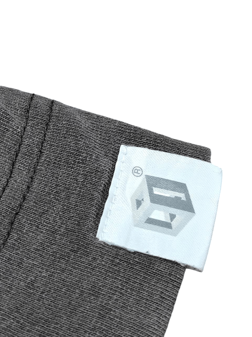 General Research 💥LAST CALL💥 General Research Logo T Size US L / EU 52-54 / 3 - 7 Thumbnail