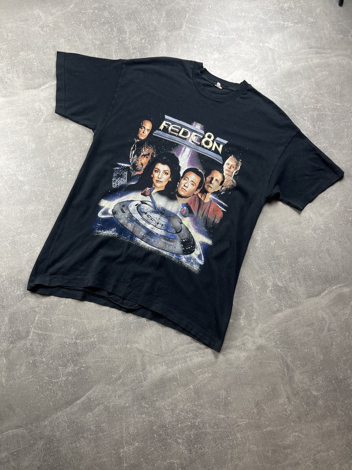 Band Tees FedCon 8 Star Trek Convention T-Shirt Sci-Fi Cast Print Te Size US XL / EU 56 / 4 - 1 Thumbnail