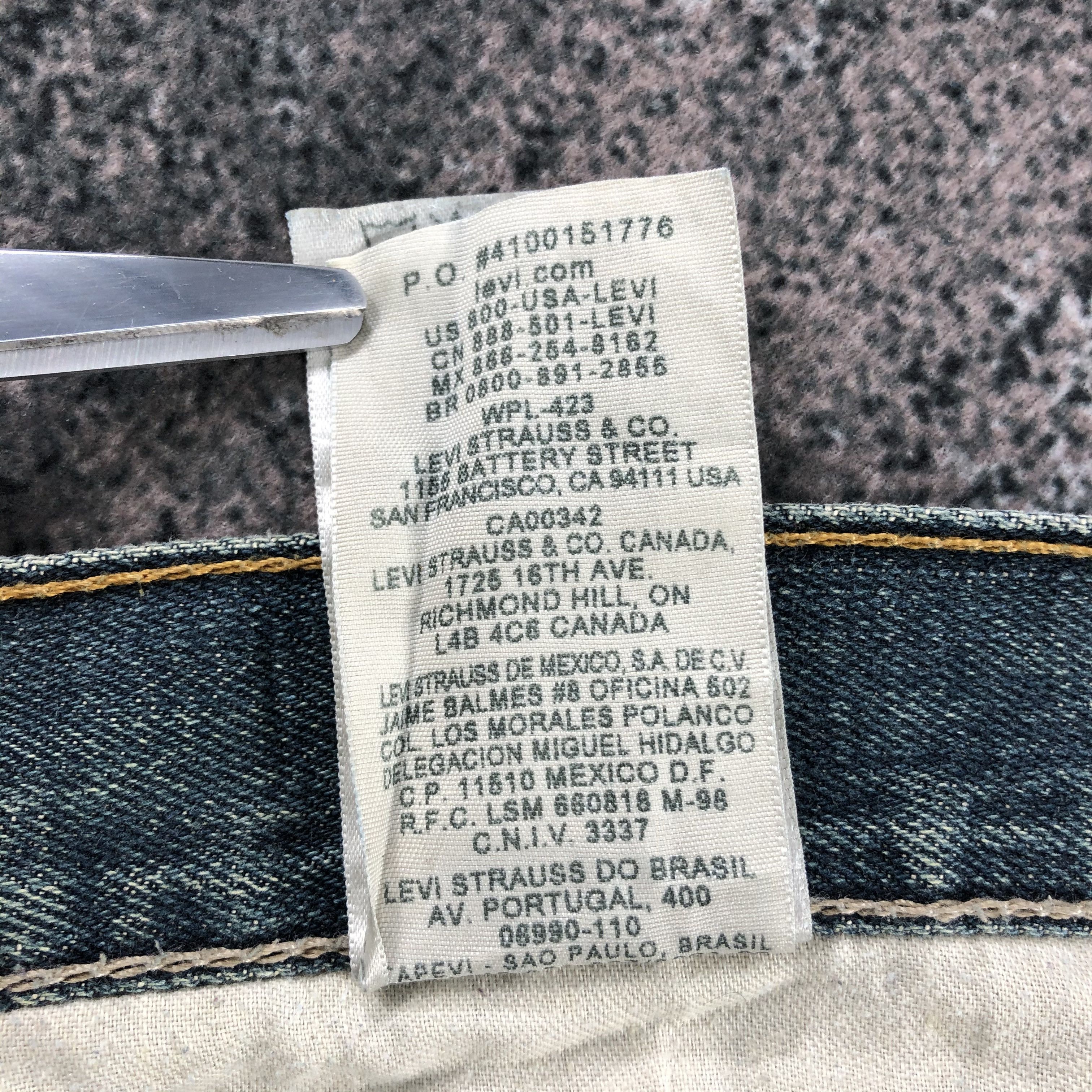 Levi's Vintage Levi's 514 Jeans Faded Blue Denim KJ1016 Size US 31 - 12 Thumbnail
