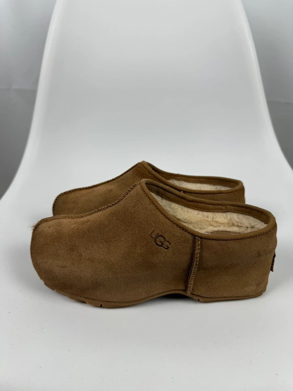 Ugg UGG Australia Suede Clogs size 36 Size US 6 / IT 36 - 3 Thumbnail