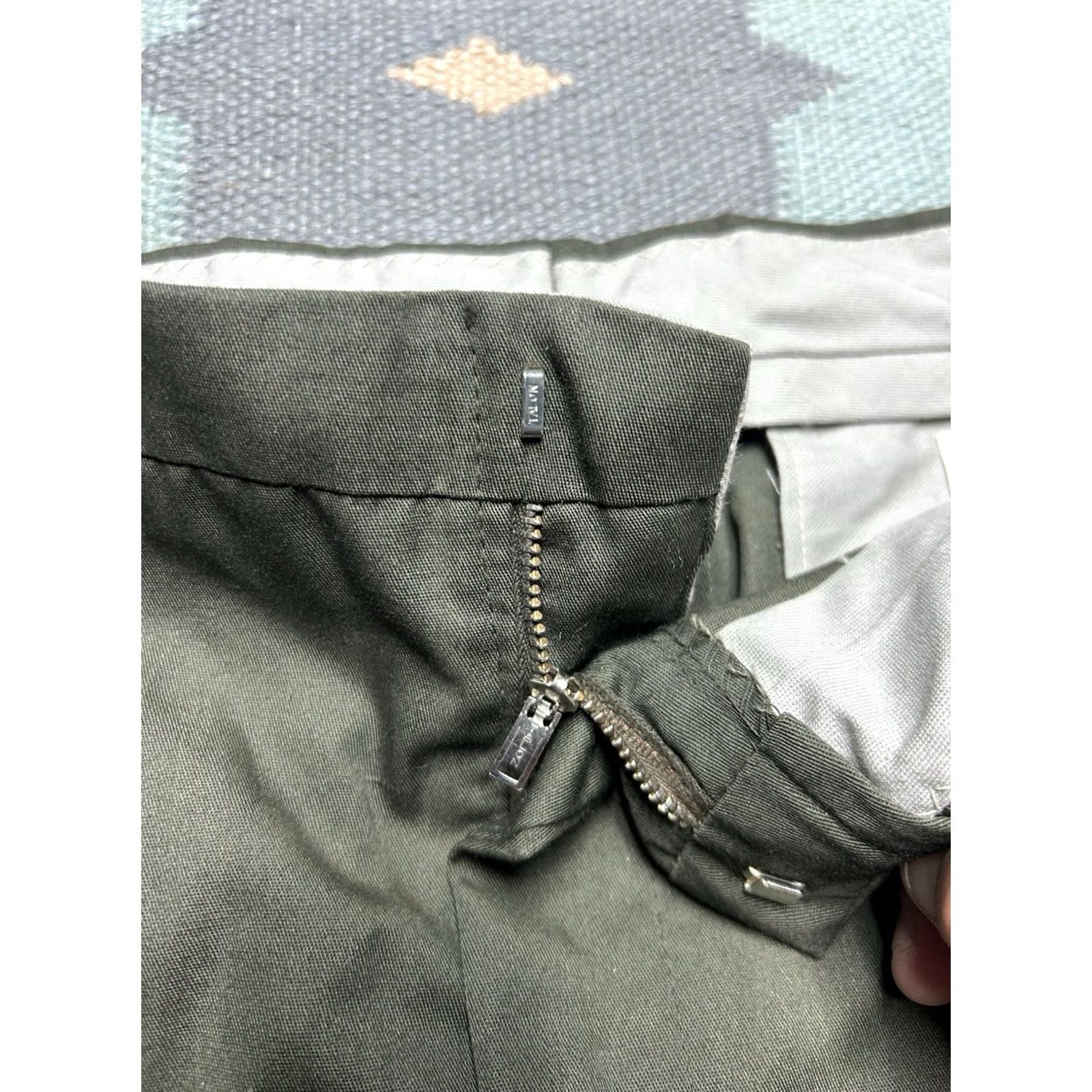 Vintage VINTAGE 60s 70s Drop Loop Work Pants Lightweight Mechanic Green 32x30 Mens Pant Workwear Size US 32 / EU 48 - 4 Thumbnail