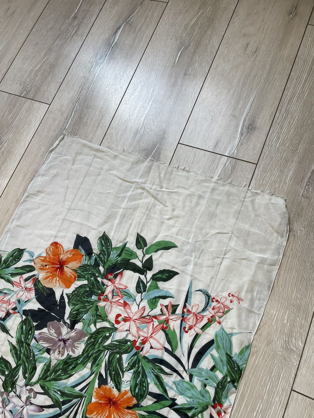 Max Mara MAX MARA, Floral Printed SILK Scarf Size ONE SIZE - 11 Thumbnail