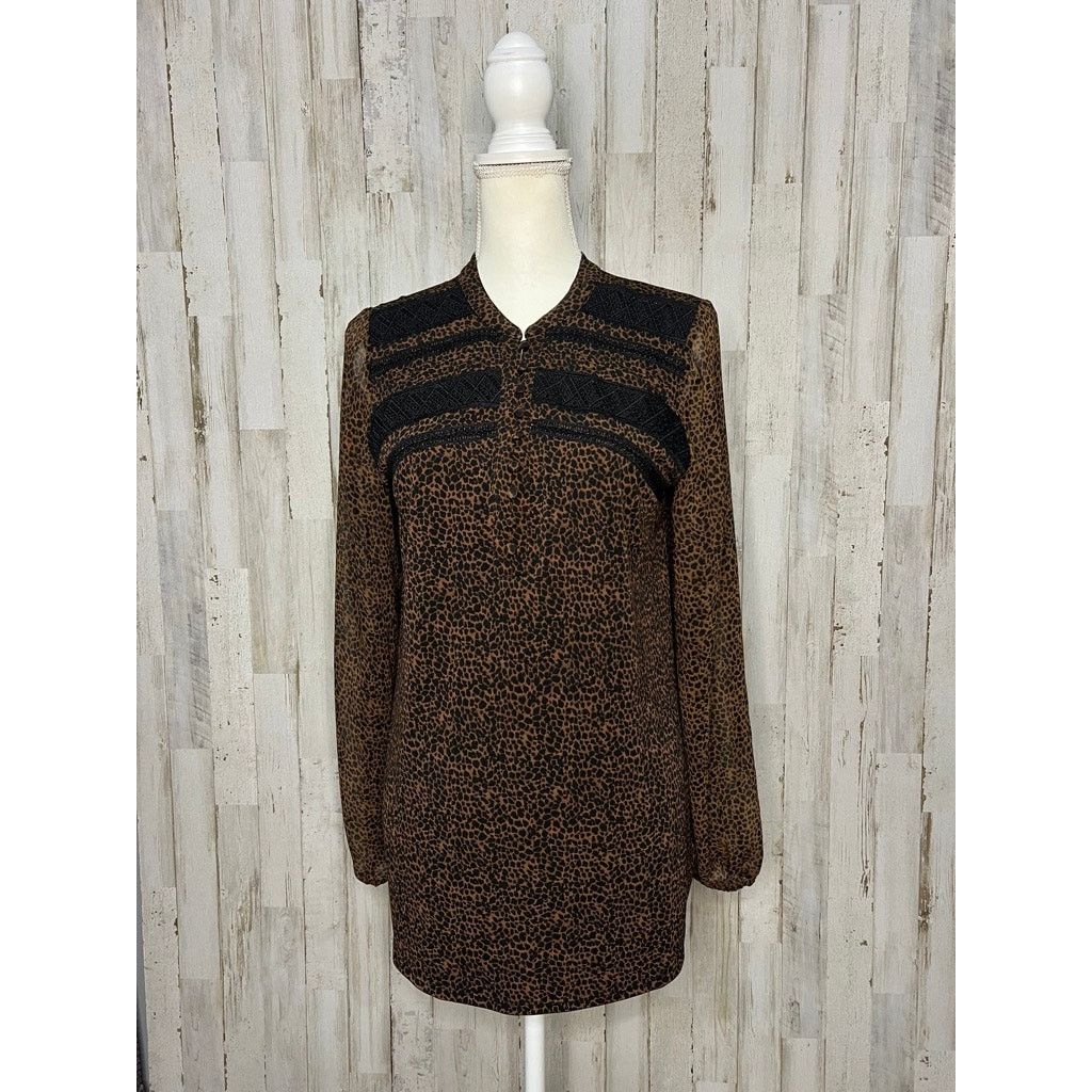 White House Black Market White House Black Market Women's Medium Leopard Print Blouse Size M / US 6-8 / IT 42-44 - 1 Thumbnail
