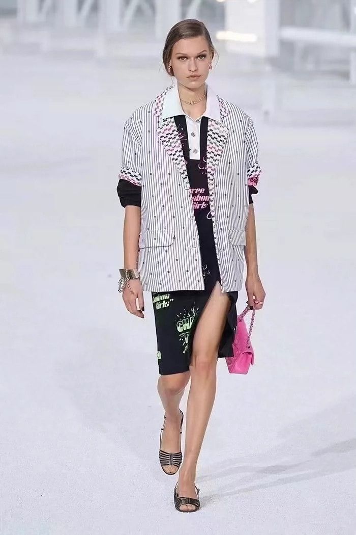 Chanel Chanel 21 spring and summer striped cc logo short-sleeved Size XS / US 0-2 / IT 36-38 - 6 Thumbnail