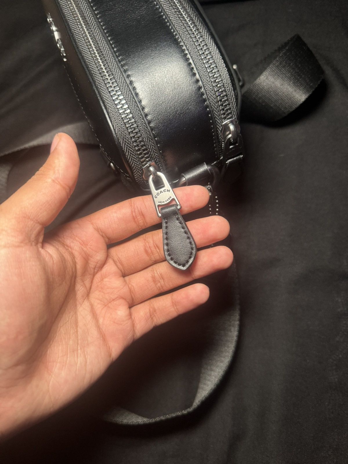Other COACH GRAHAM MAN BAG NO BAG NO TAGS NO NEGOTIATING PLEASE Size ONE SIZE - 5 Thumbnail