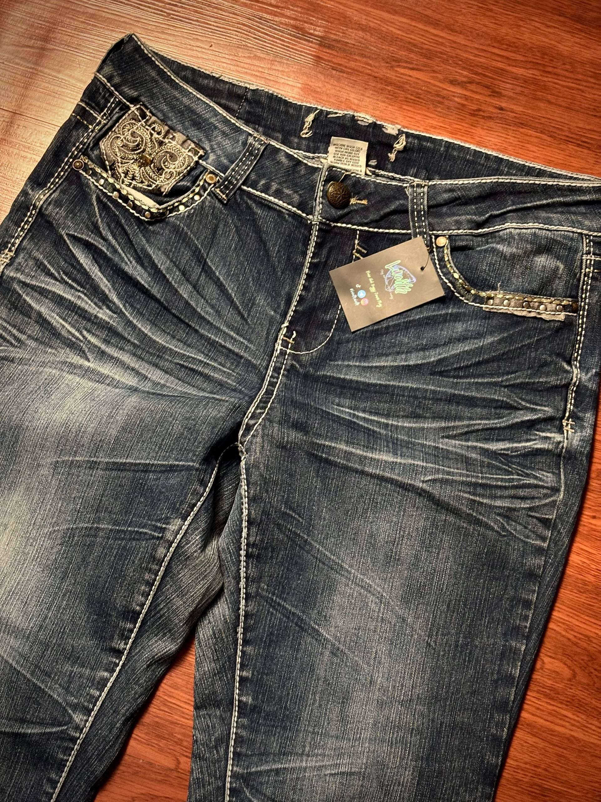 Miss Me Vintage Y2K Hydraulic Jeans Gold Embroidered Bootcut Jeans Size 32" / US 10 / IT 46 - 3 Thumbnail