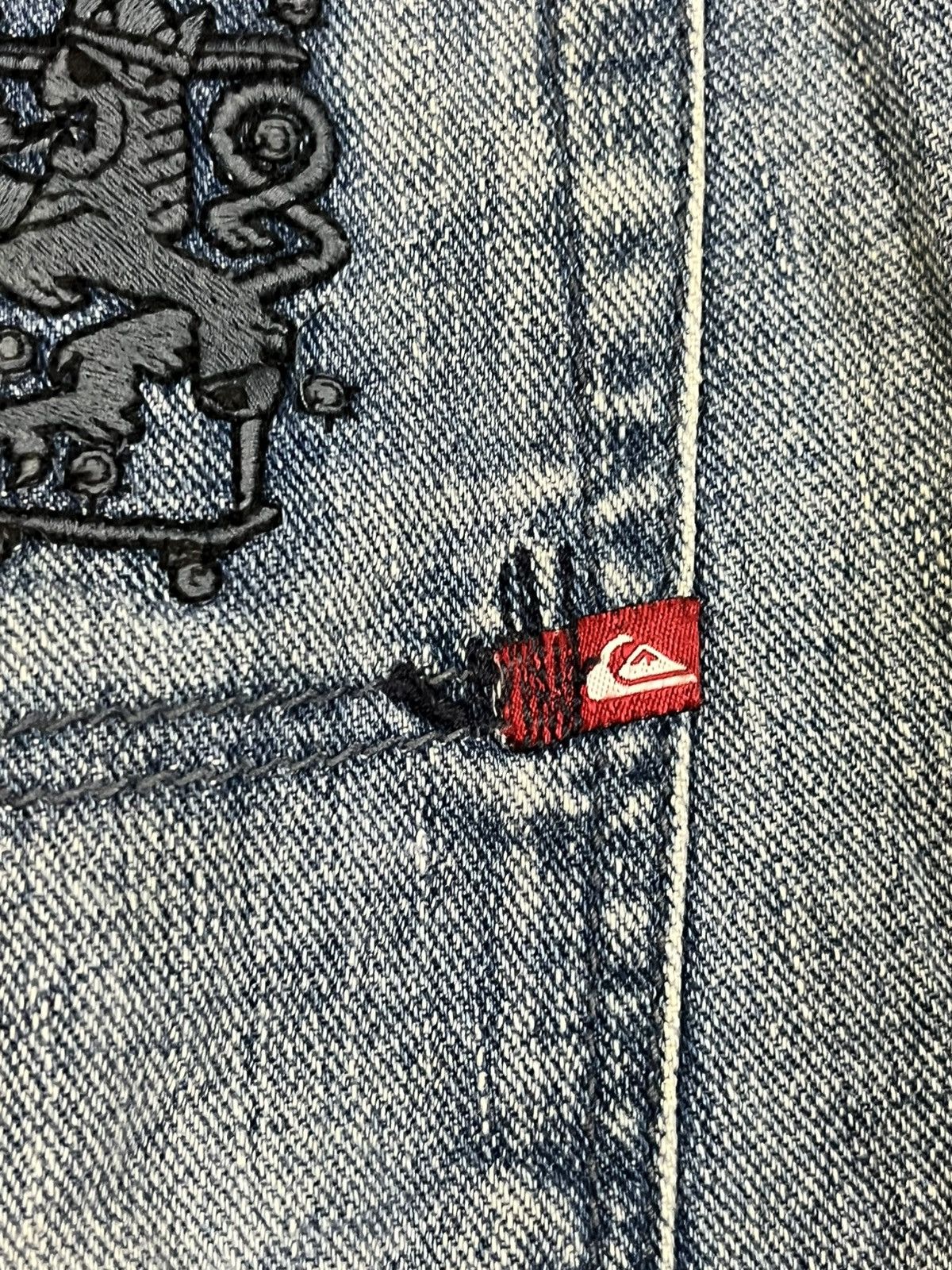 Quiksilver Vintage Quicksilver Signature Flare Tiger Embroidded Denim Size US 32 / EU 48 - 17 Thumbnail