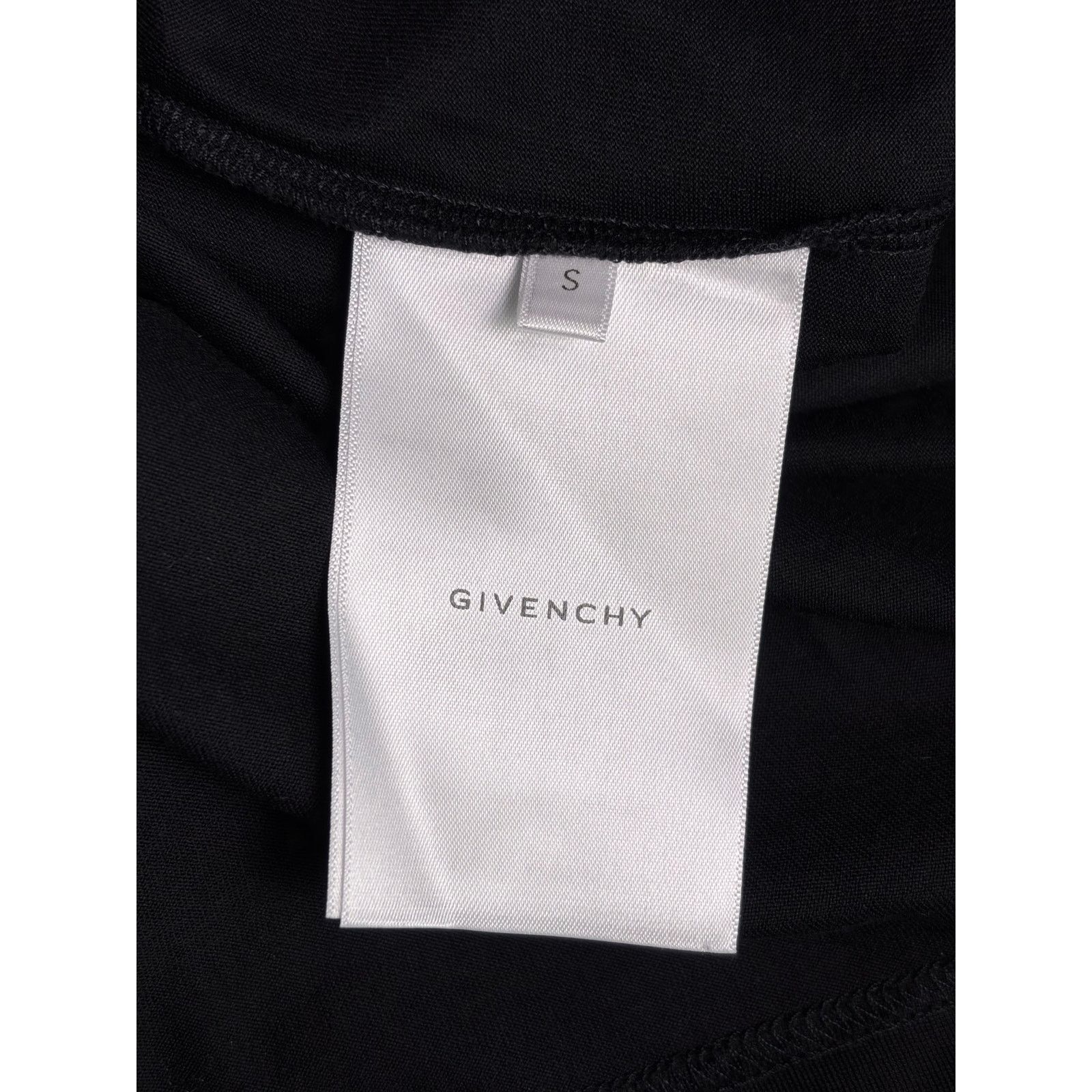 Givenchy Authentic Givenchy Paris Another Day In Paradise Unicorns Size US S / EU 44-46 / 1 - 7 Thumbnail