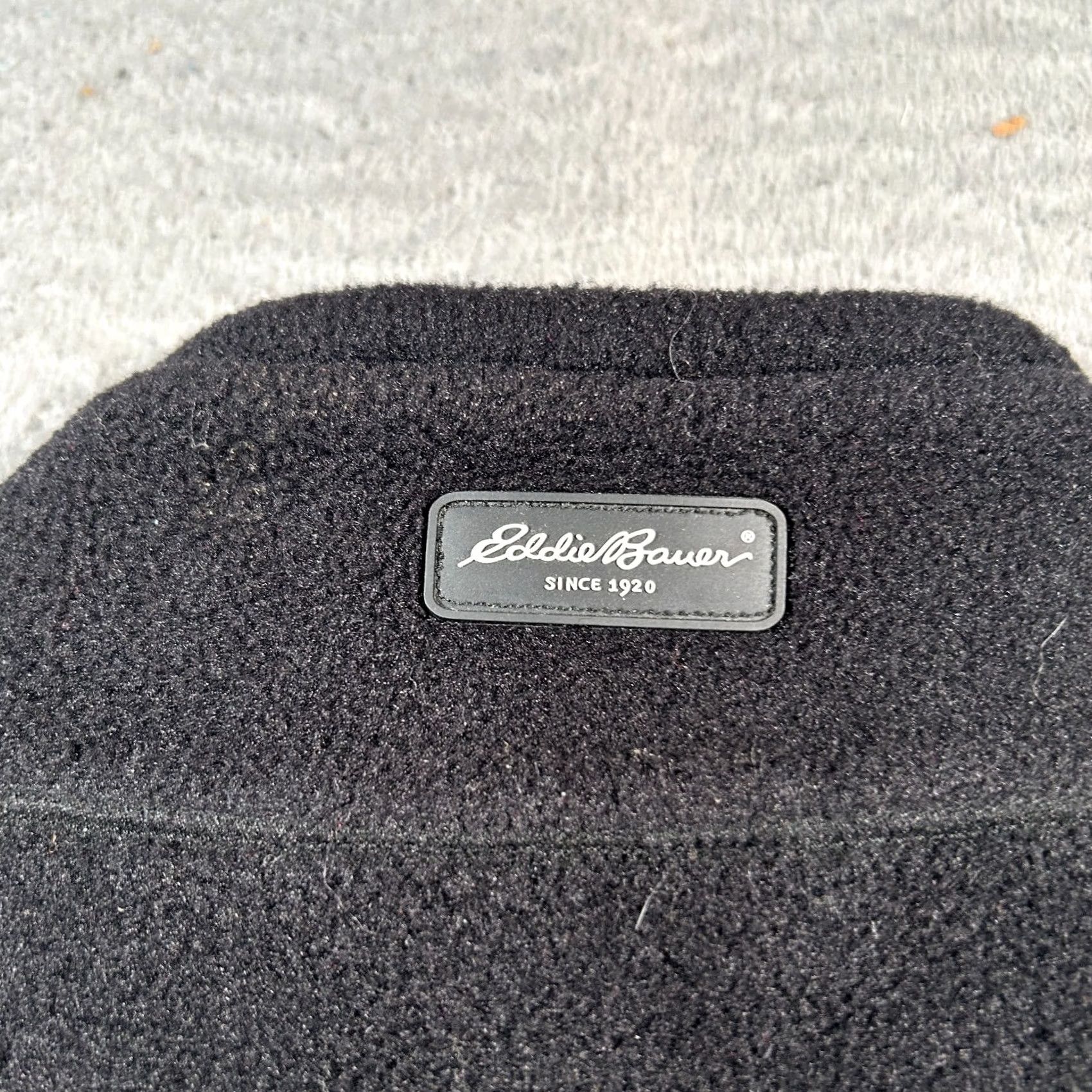 Eddie Bauer Eddie Bauer Vest Mens M Black Full Zip Pockets Fleece Outdoor Mock Neck Size US M / EU 48-50 / 2 - 4 Thumbnail