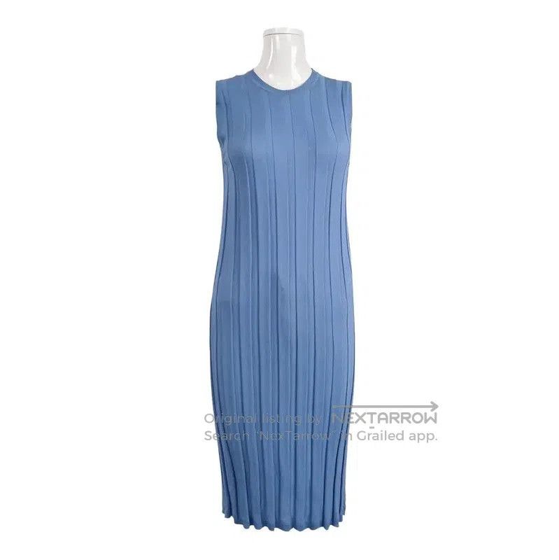 Max Mara MaxMara Pleated Blue Dress for Women . Size S / US 4 / IT 40 - 1 Thumbnail