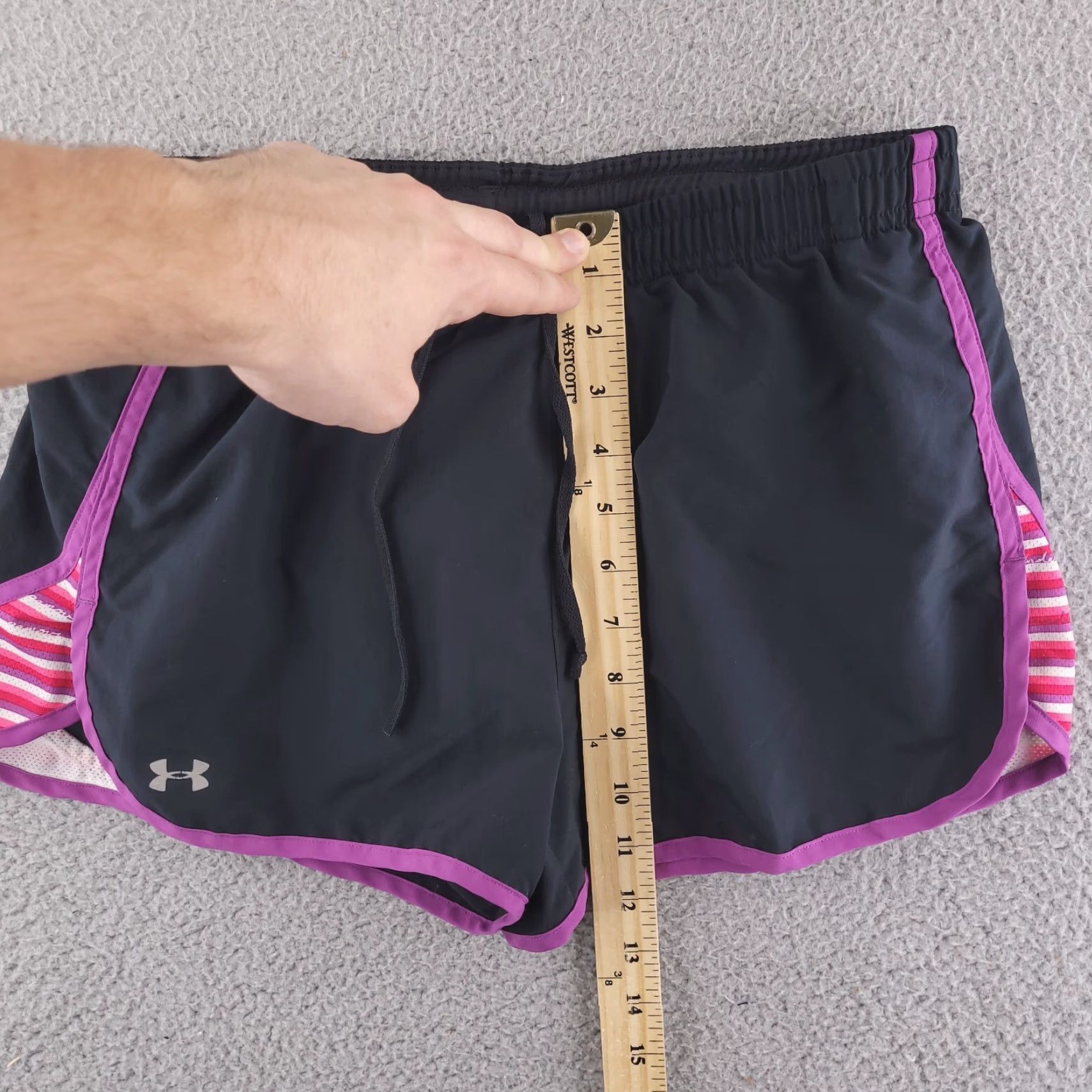 Under Armour Under Armour Shorts Womens Medium Black Athletic Running Gym Workout Size 32" / US 10 / IT 46 - 6 Thumbnail