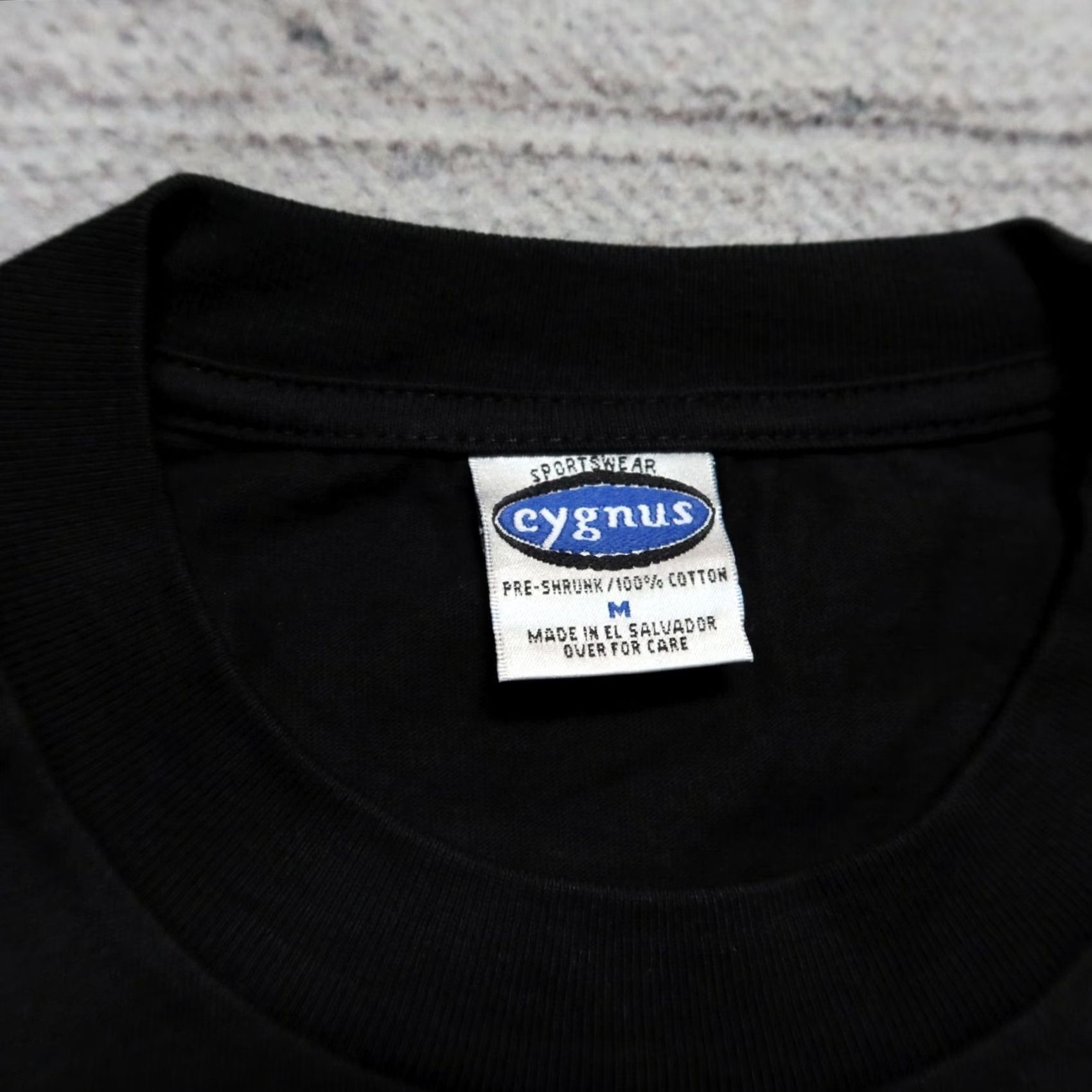 Vintage Vintage Nsync Shirt Men M Black 2001 Tour Pop Boy Band Size US M / EU 48-50 / 2 - 3 Thumbnail