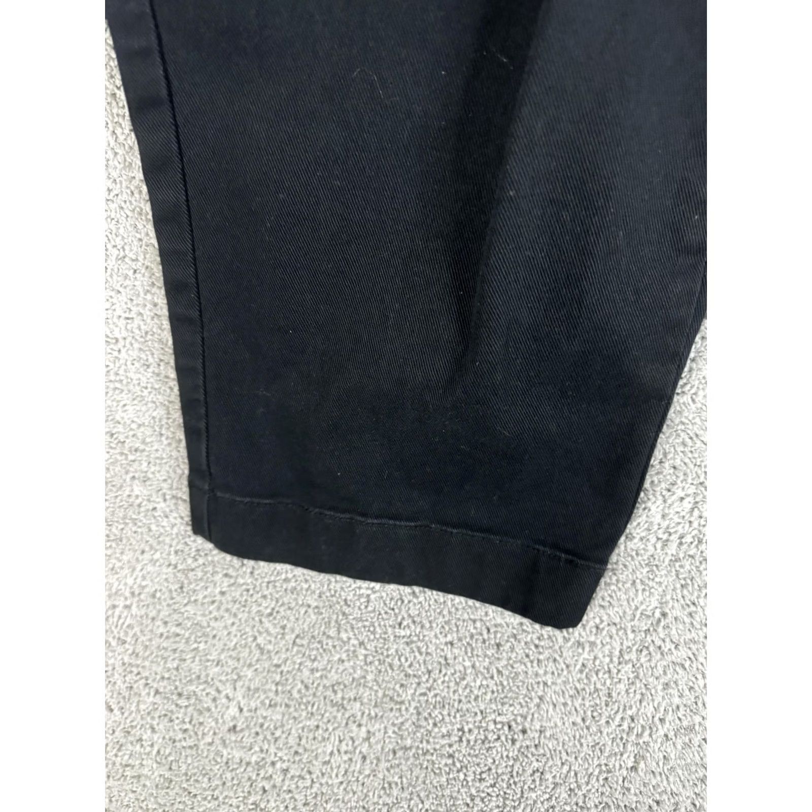 Brooks Brothers Brooks Brothers Clark Fit Chino Pants Mens 42x30 Black Flat Front Straight Leg Casual Dress Trousers Size US 42 / EU 58 - 5 Thumbnail
