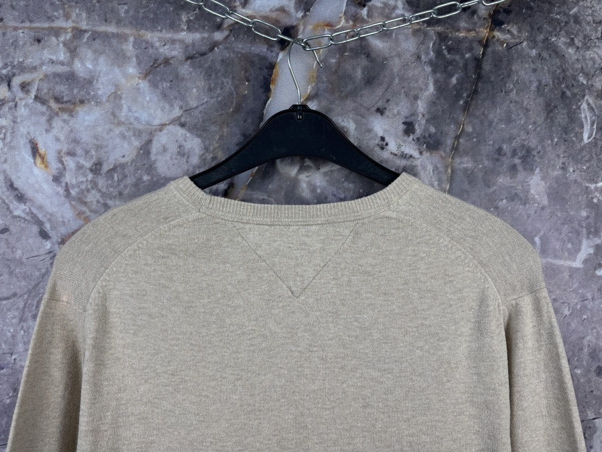 Tommy Hilfiger Tommy Hilfiger Beige Crewneck Sweater Minimal Logo XL Size US XL / EU 56 / 4 - 9 Thumbnail