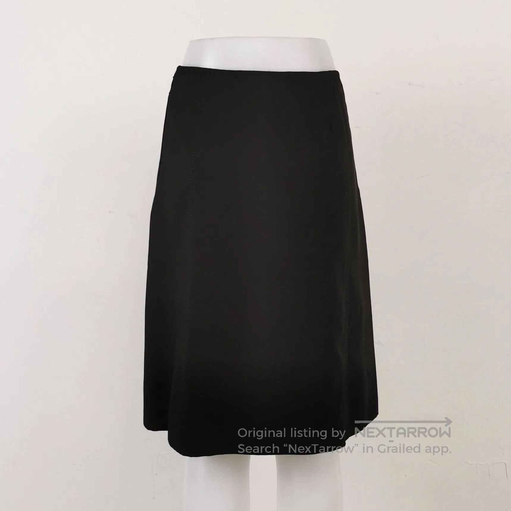 Prada Prada Solid Black Midi Skirt Size 38 . Size 37" - 2 Thumbnail