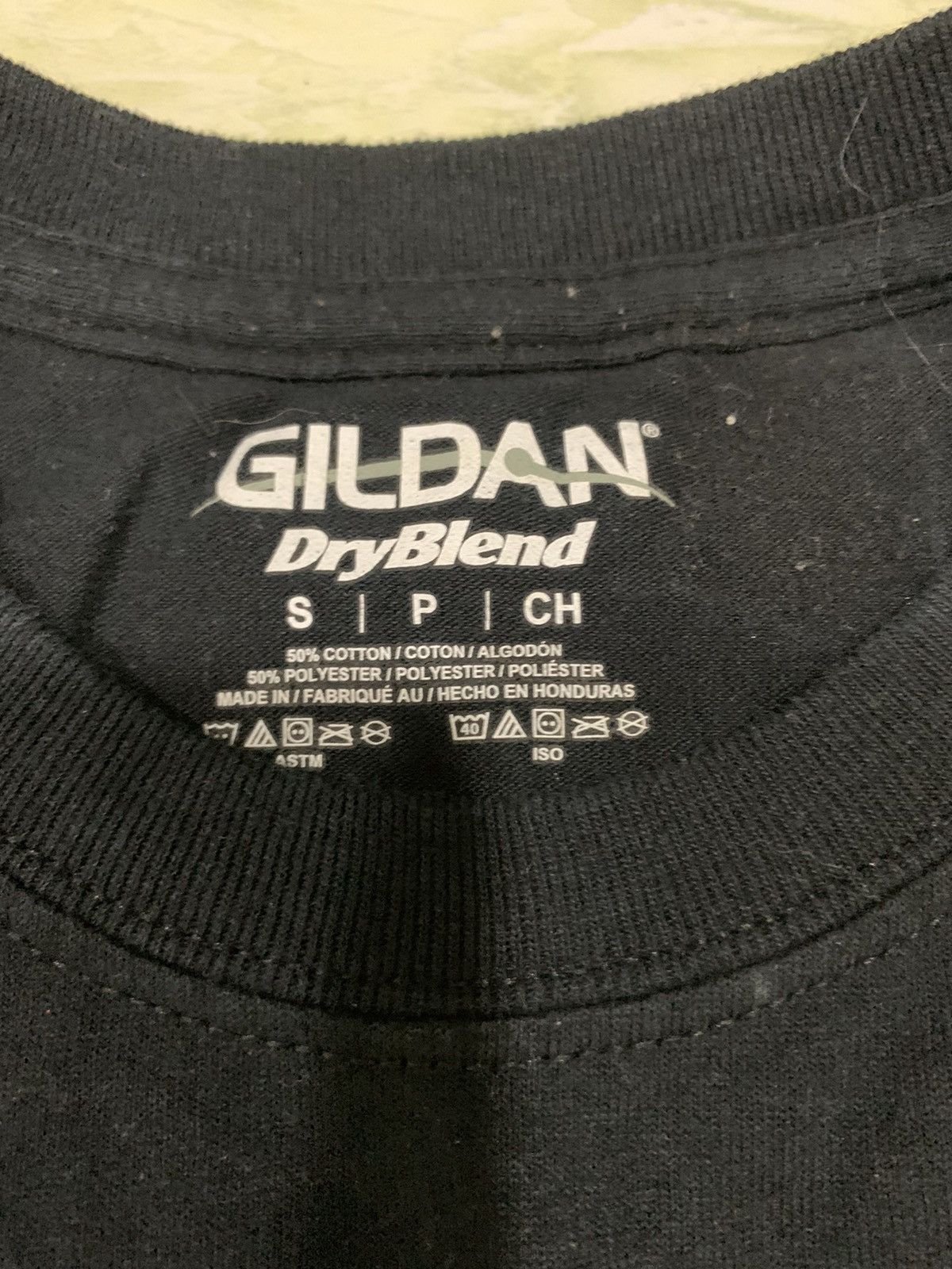 Gildan Y2K Humor stay out Tee Small Size Size US S / EU 44-46 / 1 - 7 Thumbnail