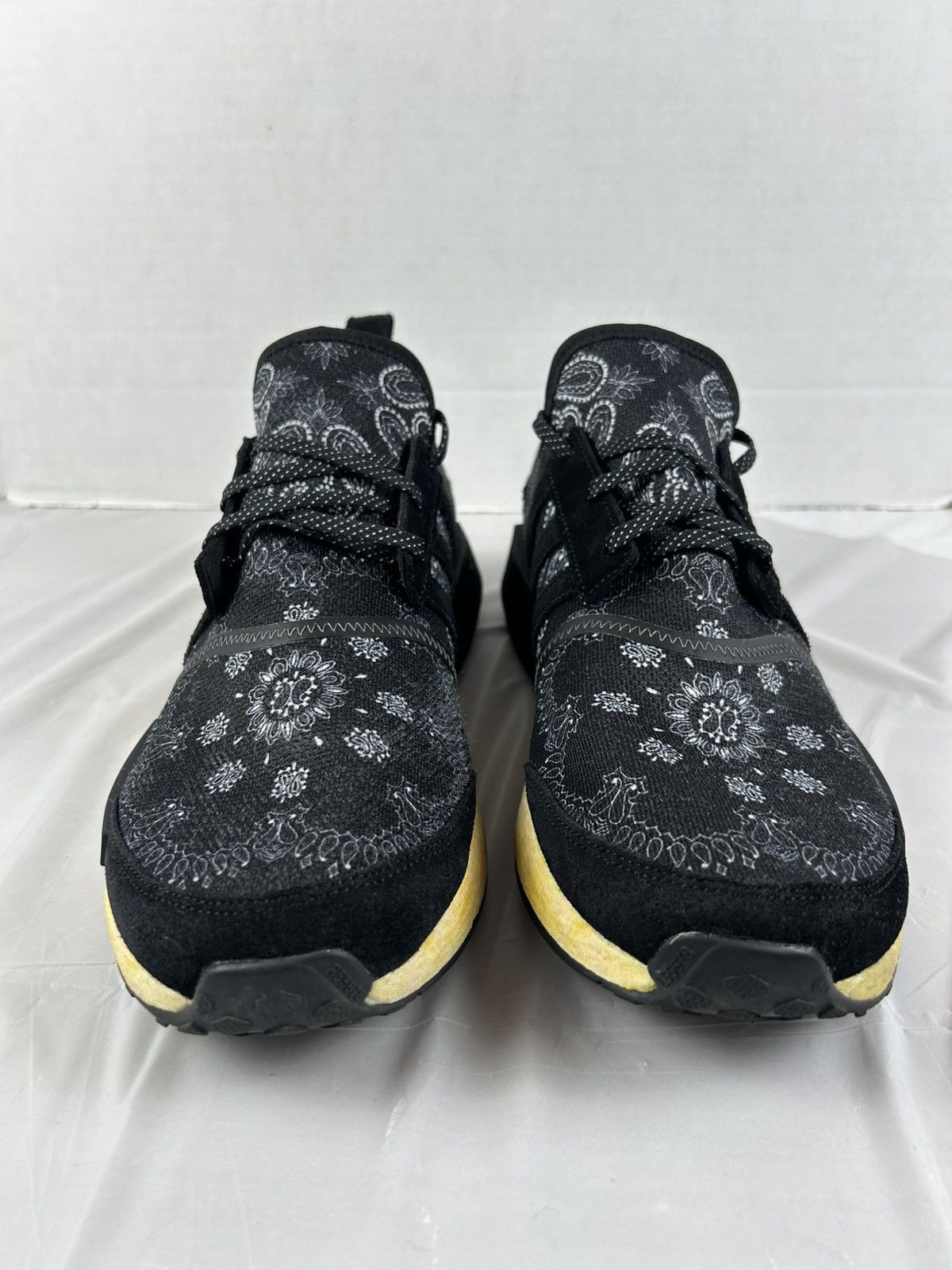 Adidas × Neighborhood adidas NMD R1 Neighborhood Paisley Black Shoe GY4157 Size 12 Size US 12 / EU 45 - 3 Thumbnail