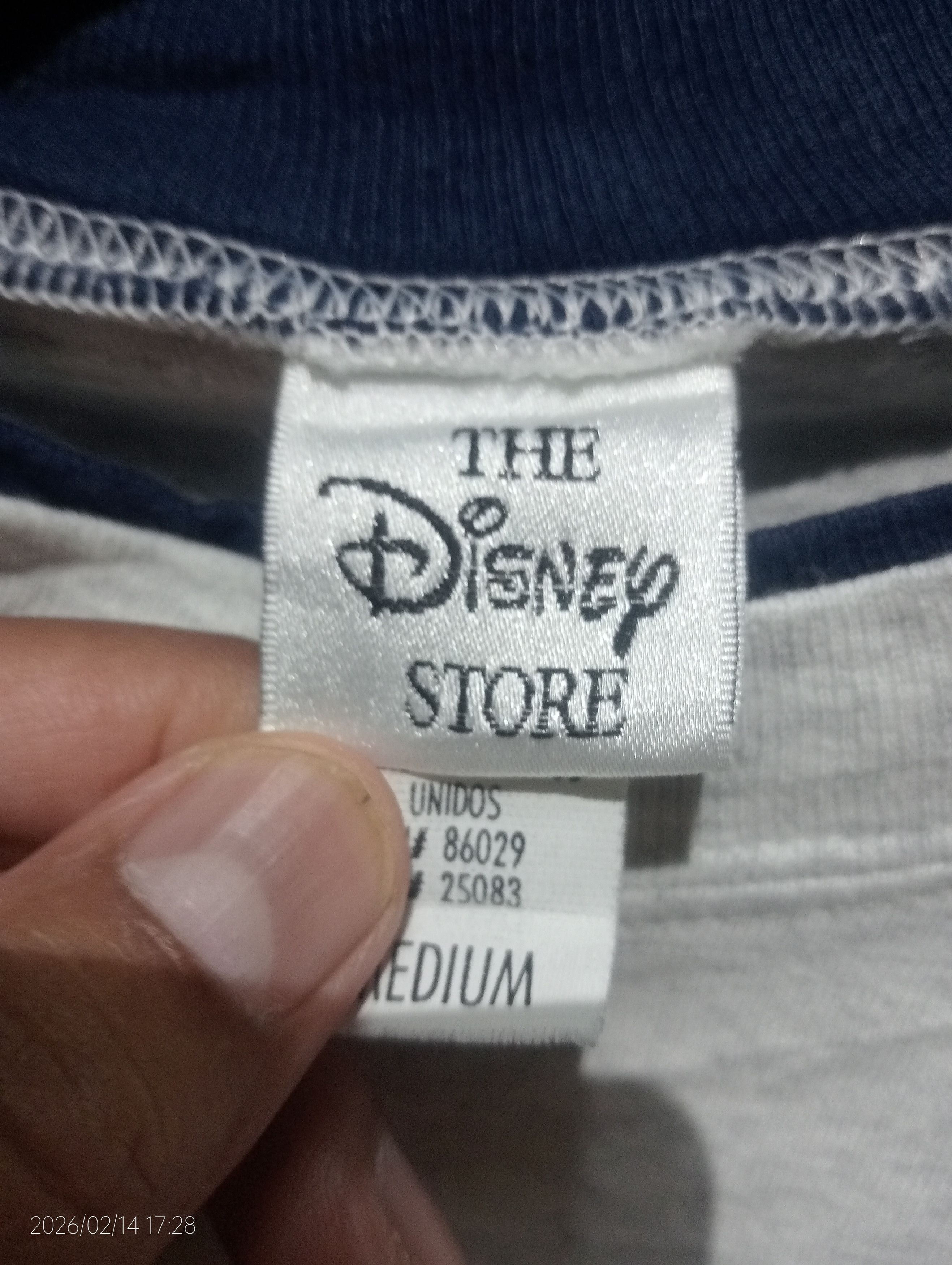 Mickey Mouse VTG 90s Single Stitch The Disney Store Mickey Mouse Tees USA Size US M / EU 48-50 / 2 - 4 Thumbnail