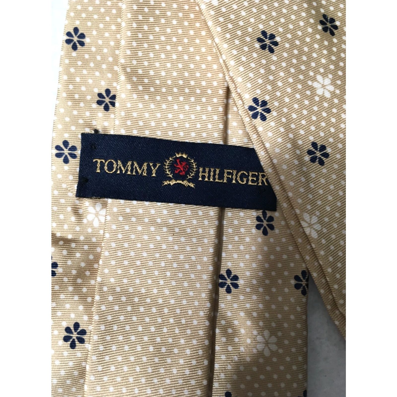 Tommy Hilfiger Tommy Hilfiger Tie Mens beige Floral Silk Blend Necktie XS? No size provided Size ONE SIZE - 3 Thumbnail