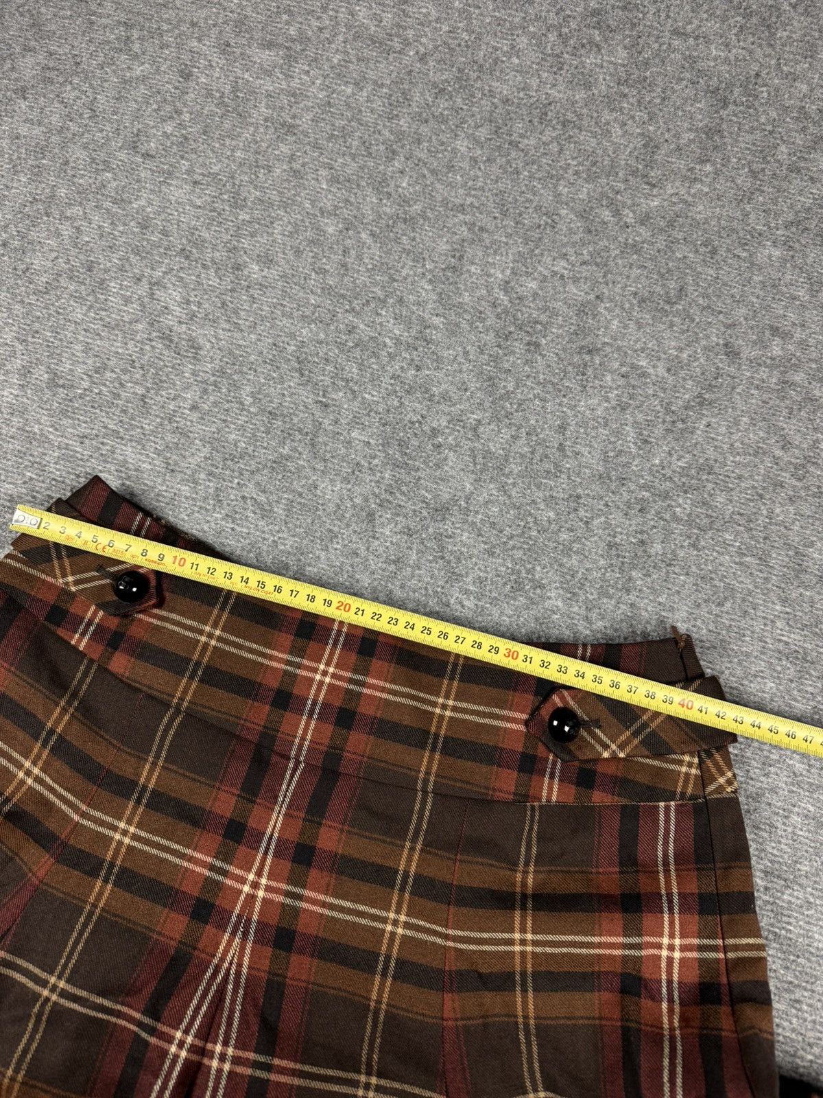 Karen Millen Avant garde Karen Millen checked skirt Size 30" / US 8 / IT 44 - 7 Thumbnail