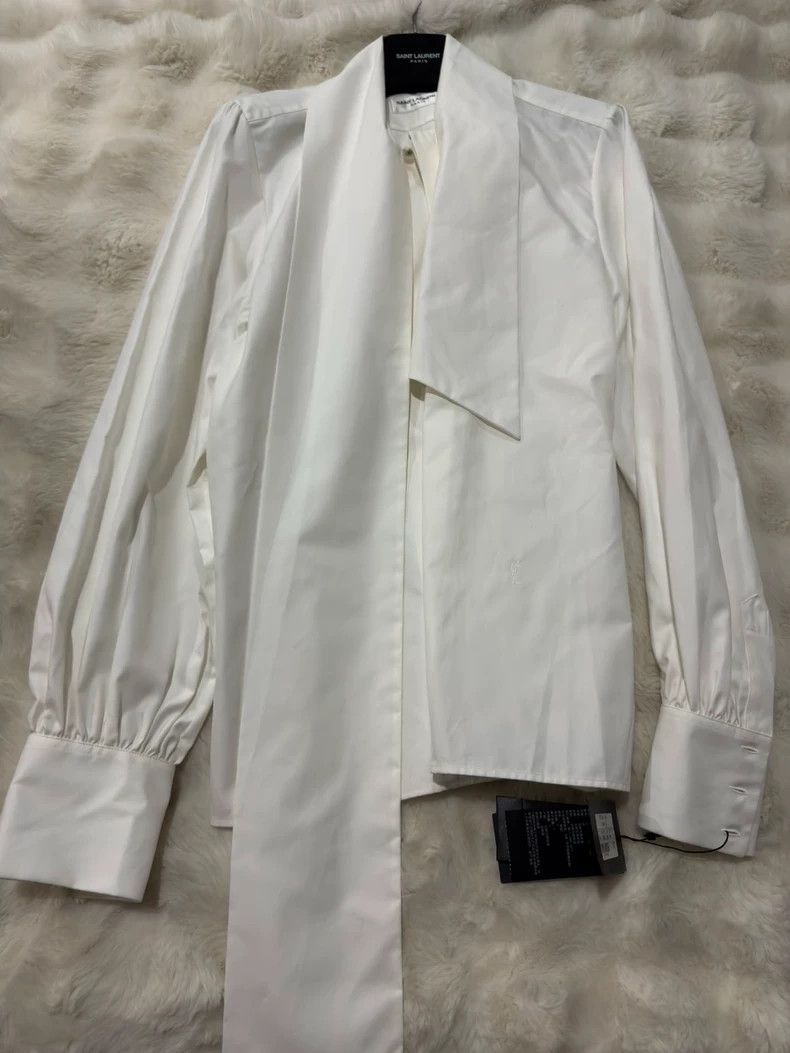 Saint Laurent Paris Saint Laurent Runway Bow Detail White Shirt - dmc Size US L / EU 52-54 / 3 - 1 Thumbnail