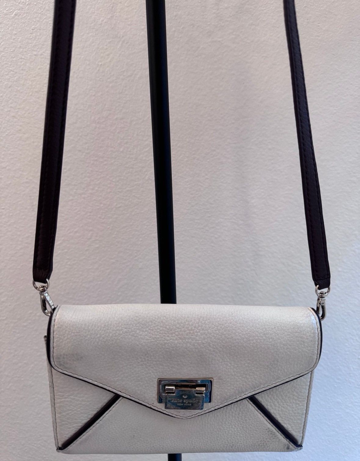 Kate Spade Kate Spade Beige and Brown Envelope Clutch Purse Size ONE SIZE - 2 Thumbnail