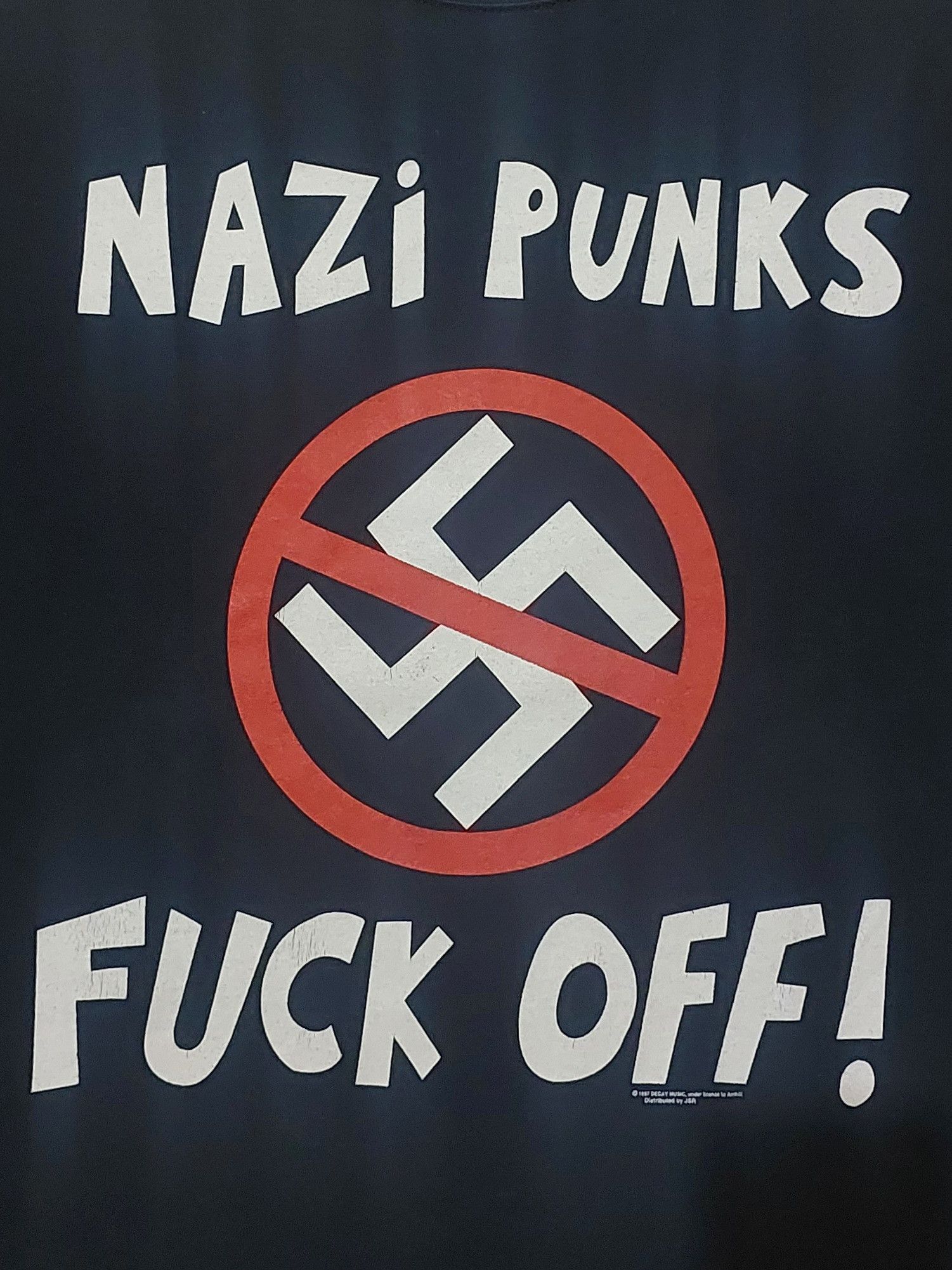 Band Tees Vintage 1997 Dead Kennedys Nazi Punks F OFF! ERASE RACISM Size US L / EU 52-54 / 3 - 3 Thumbnail