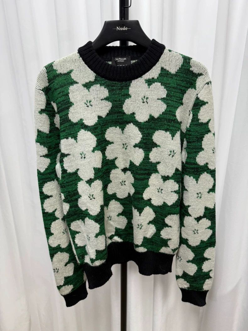 Calvin Klein Calvin Klein Floral Sweater 2503-Nextarrow Size US S / EU 44-46 / 1 - 1 Thumbnail