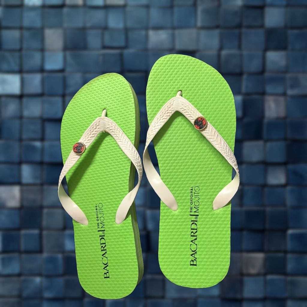 Vintage Bacardi Mojito Flip Flops Women’s Size 7-8 Green Used Like Rubber Sandal Summer Flip Flop Size US 8 / IT 38 - 1 Thumbnail