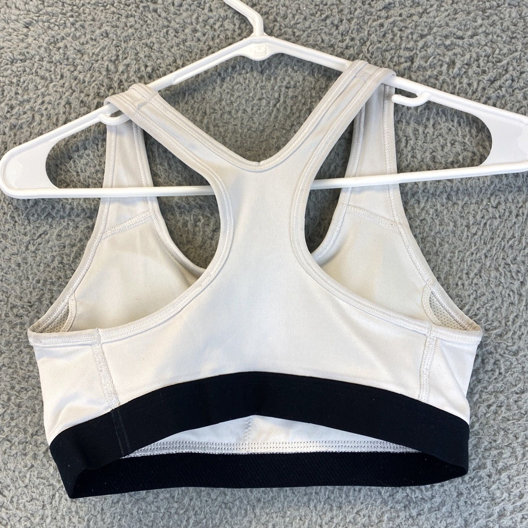 Nike NIKE Dri-Fit Swoosh Bra Women's Sz XS White 54-30 / Nike Dri-FIT | Sports Bra Fitted Activewear Women XS White Bra Brand Nike Size XS Color White Size ONE SIZE - 4 Thumbnail