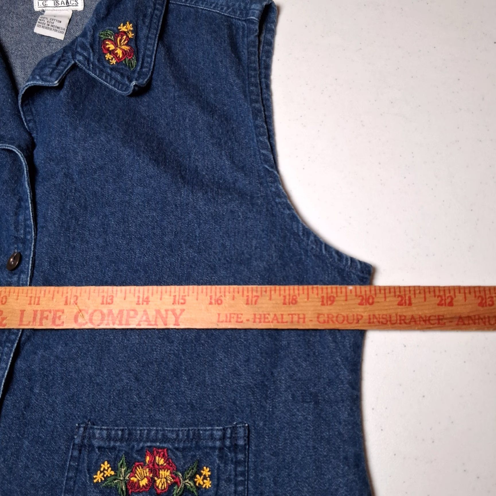 Denime VINTAGE I. C. Isaacs Vest Shirt Women L Blue Chambray Denim Floral Embroidered Sleeveless V-Neck Casual 90s Cottagecore Size L / US 10 / IT 46 - 6 Thumbnail