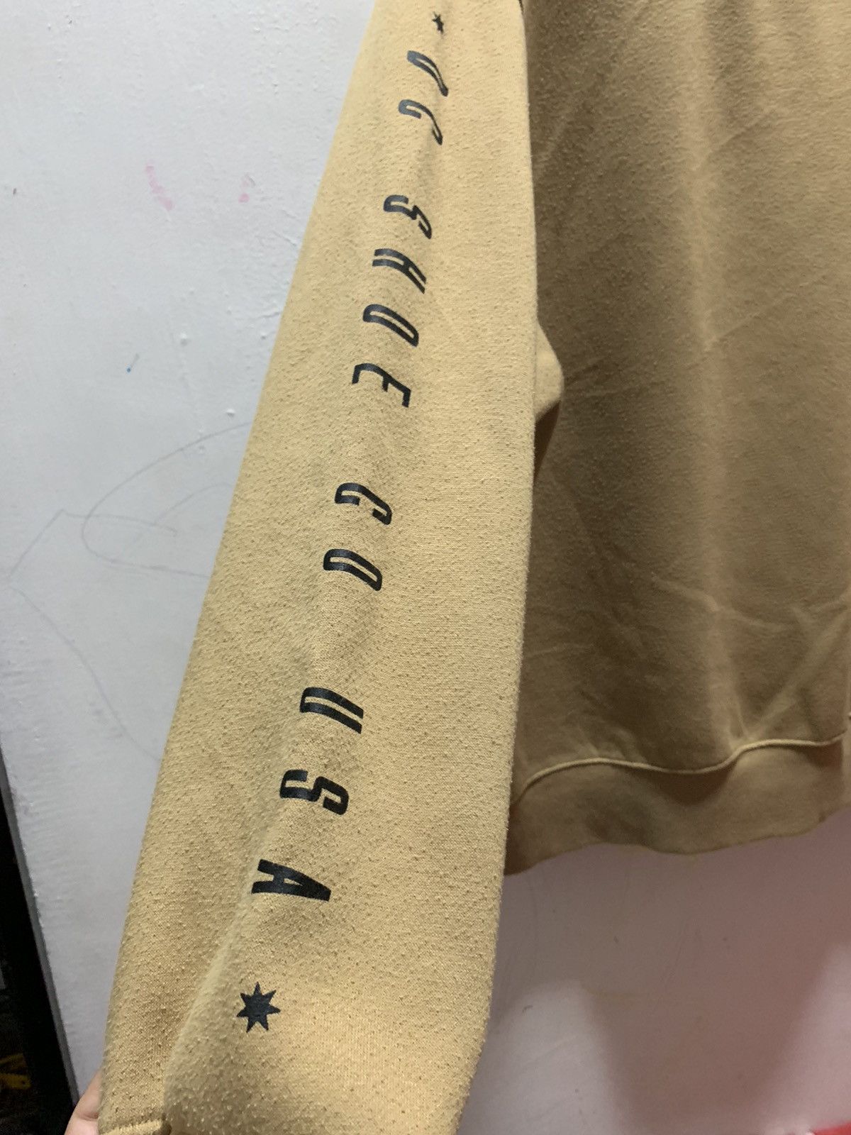 DC Y2K Dc DCSHOECOUSA Big Logo Distressed Sweatshirt Size US S / EU 44-46 / 1 - 10 Thumbnail