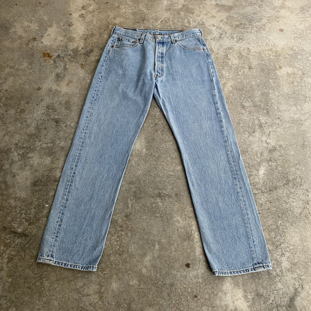 Levi's Size 32x31.5 Vintage Late 90’s Levis 501 Light Blue Jeans Size US 32 / EU 48 - 1 Thumbnail