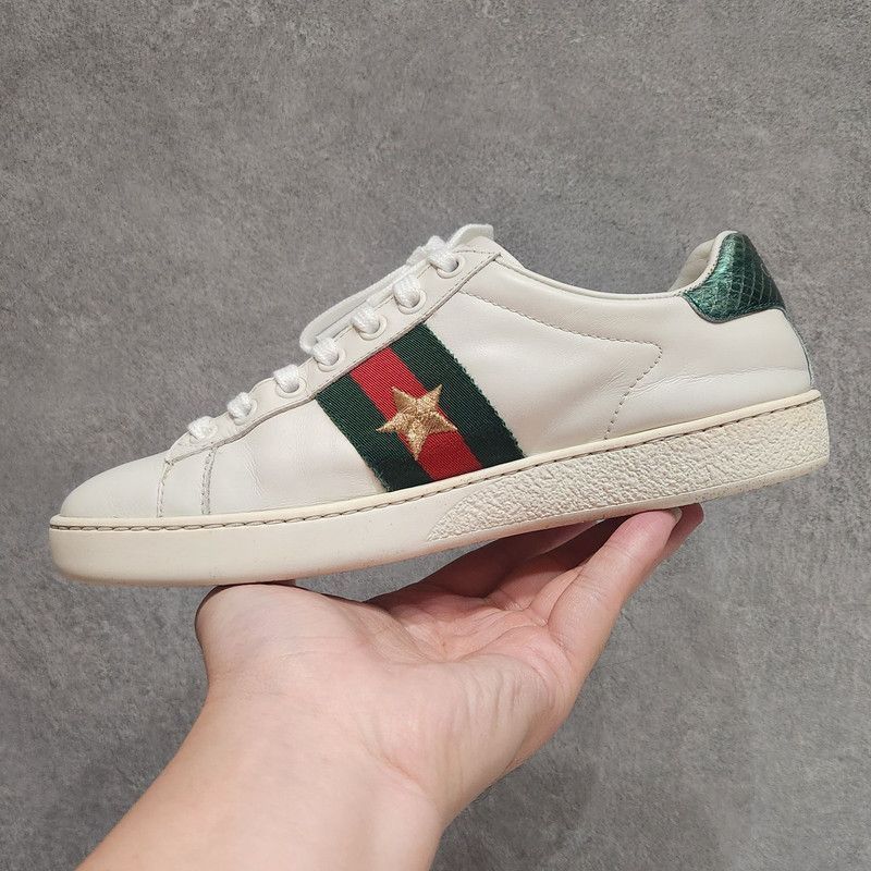 Gucci Gucci Ace Leather Ladybug Embroidered Sneakers Size US 5 / IT 35 - 3 Thumbnail