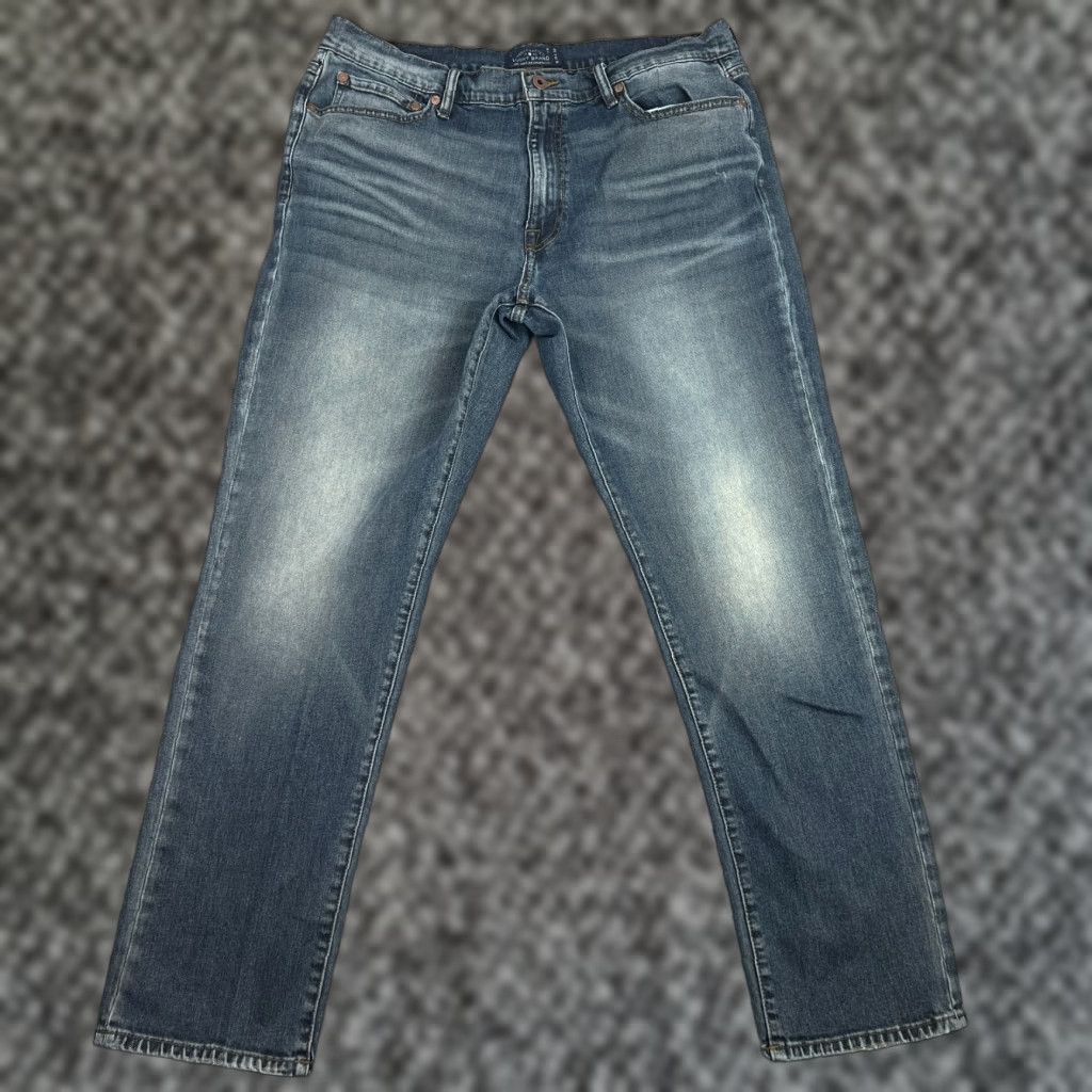 Lucky Brand VINTAGE Lucky Brand 410 Jeans 38x32 Slim Straight Blue Medium Wash Mens Size US 38 / EU 54 - 1 Thumbnail