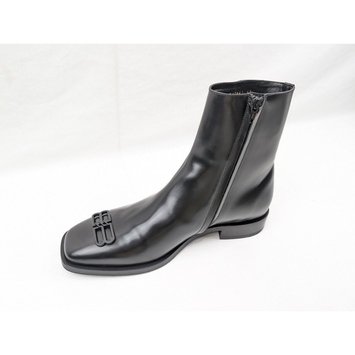 Balenciaga o1rshd1 Smooth Calf BB Matt Icon Bootie in Black/Black Size US 10 / EU 43 - 8 Thumbnail