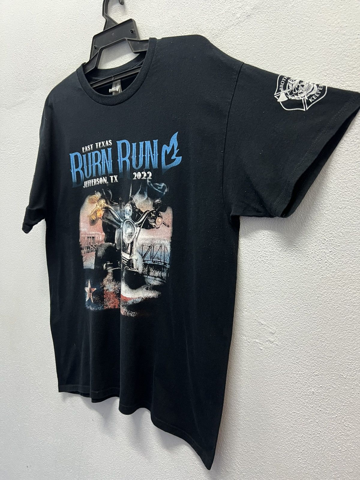 Gildan GILDAN EAST TEXAS BURN RUN 9TH ANNUAL SHIRT Size US L / EU 52-54 / 3 - 5 Thumbnail
