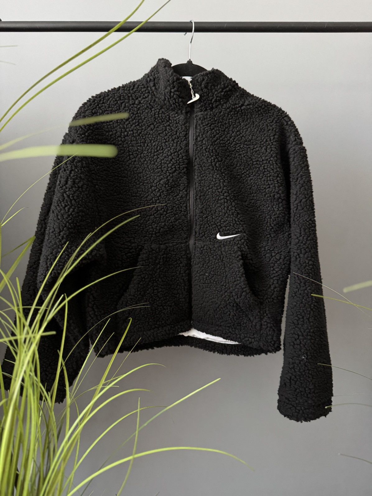 Nike Nike teddy crop jacket bog swoosh Size M / US 6-8 / IT 42-44 - 1 Thumbnail