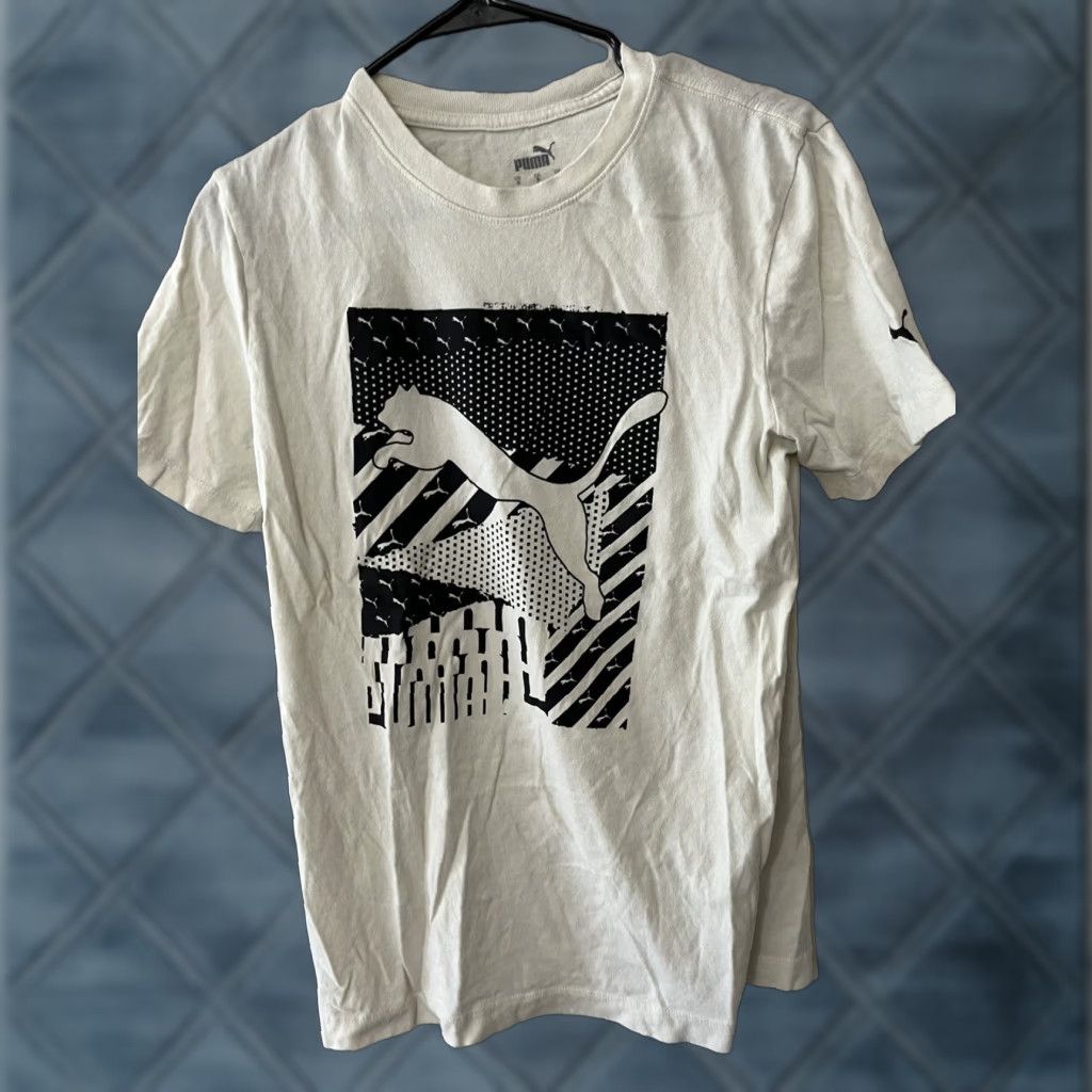 Puma PUMA Shirt Mens Small White Short Sleeve Basic Graphic Logo Tee Crew Neck Cotton T-Shirt Sports Logo Mens Small White Graphic Tee Size US S / EU 44-46 / 1 - 1 Thumbnail