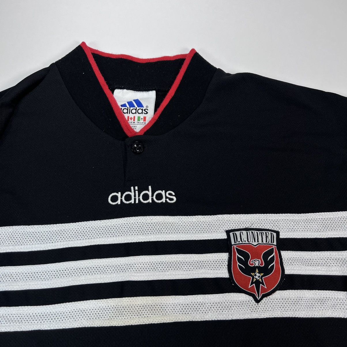 Other Vintage Adidas MLS DC United Soccer Jersey Size M Size US M / EU 48-50 / 2 - 2 Thumbnail