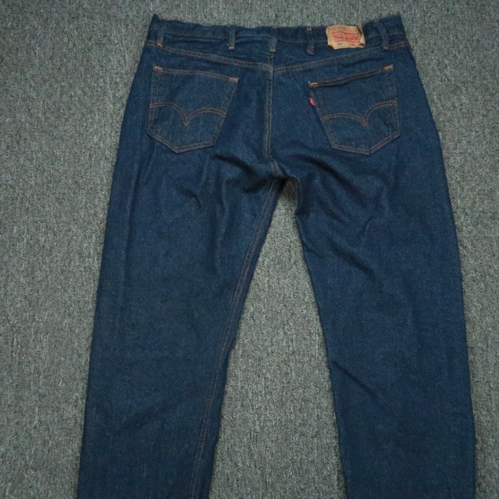 Levi's VINTAGE Levi's 501 Jeans Mens 40x31 Dark Blue Button Fly 5-Pocket Denim Cotton Regular Straight Blue Mens US 501 Series Size US 40 / EU 56 - 5 Thumbnail