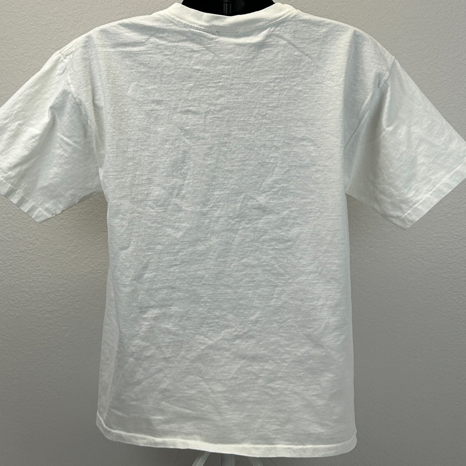 Vintage Vintage 90s St Thomas Fish T Shirt Mens L Large White Travel Size US L / EU 52-54 / 3 - 3 Thumbnail