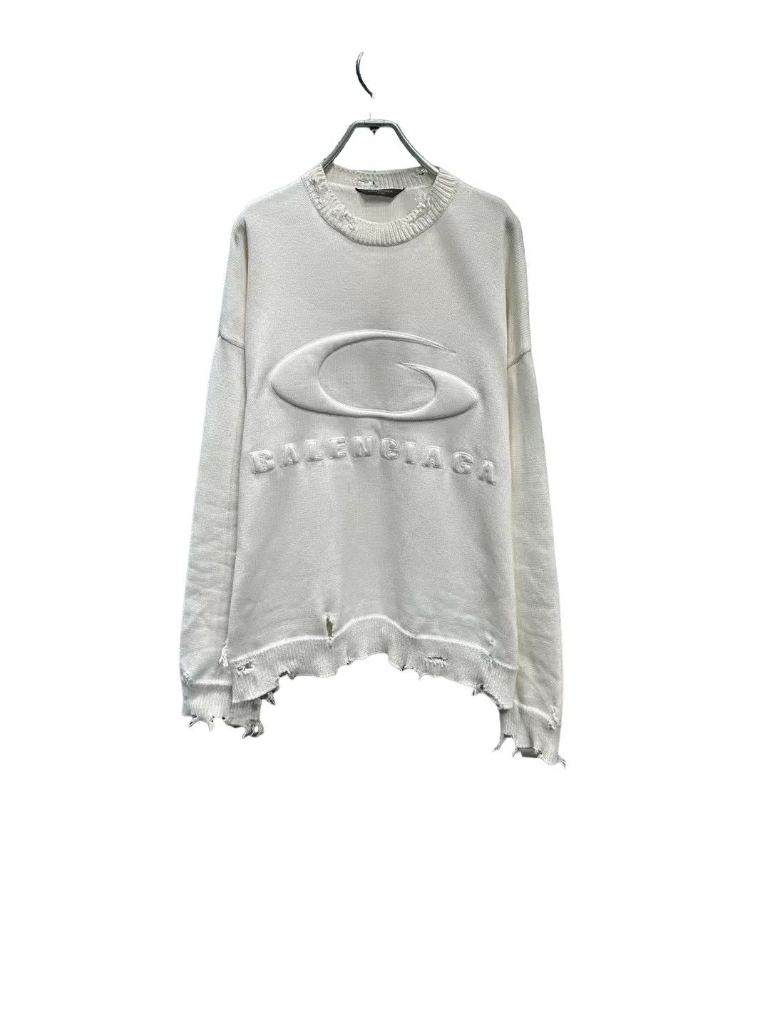 Balenciaga Balenciaga Embossed Logo Distressed Sweater 2 Size US M / EU 48-50 / 2 - 1 Thumbnail