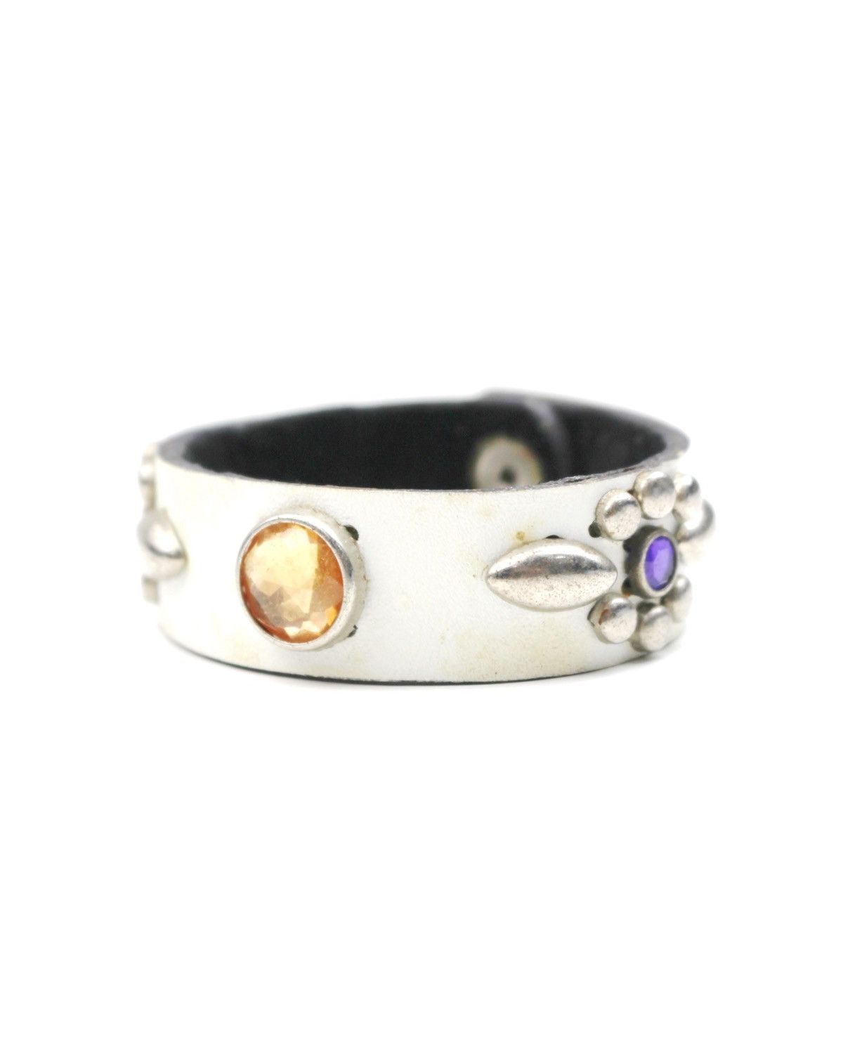 2000S JAPANESE MADE WHITE LEATHER GEM-STUD CUFF BRACELET