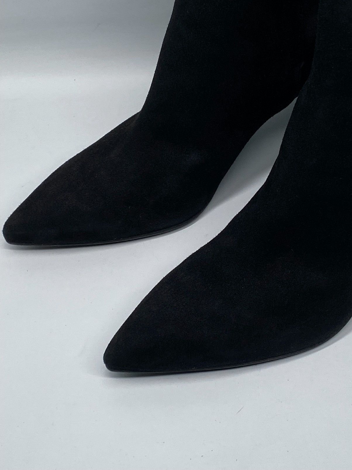 Stuart Weitzman Stuart Weitzman Lauri Point-Toe Suede Booties size 7.5 Size US 7.5 / IT 37.5 - 4 Thumbnail