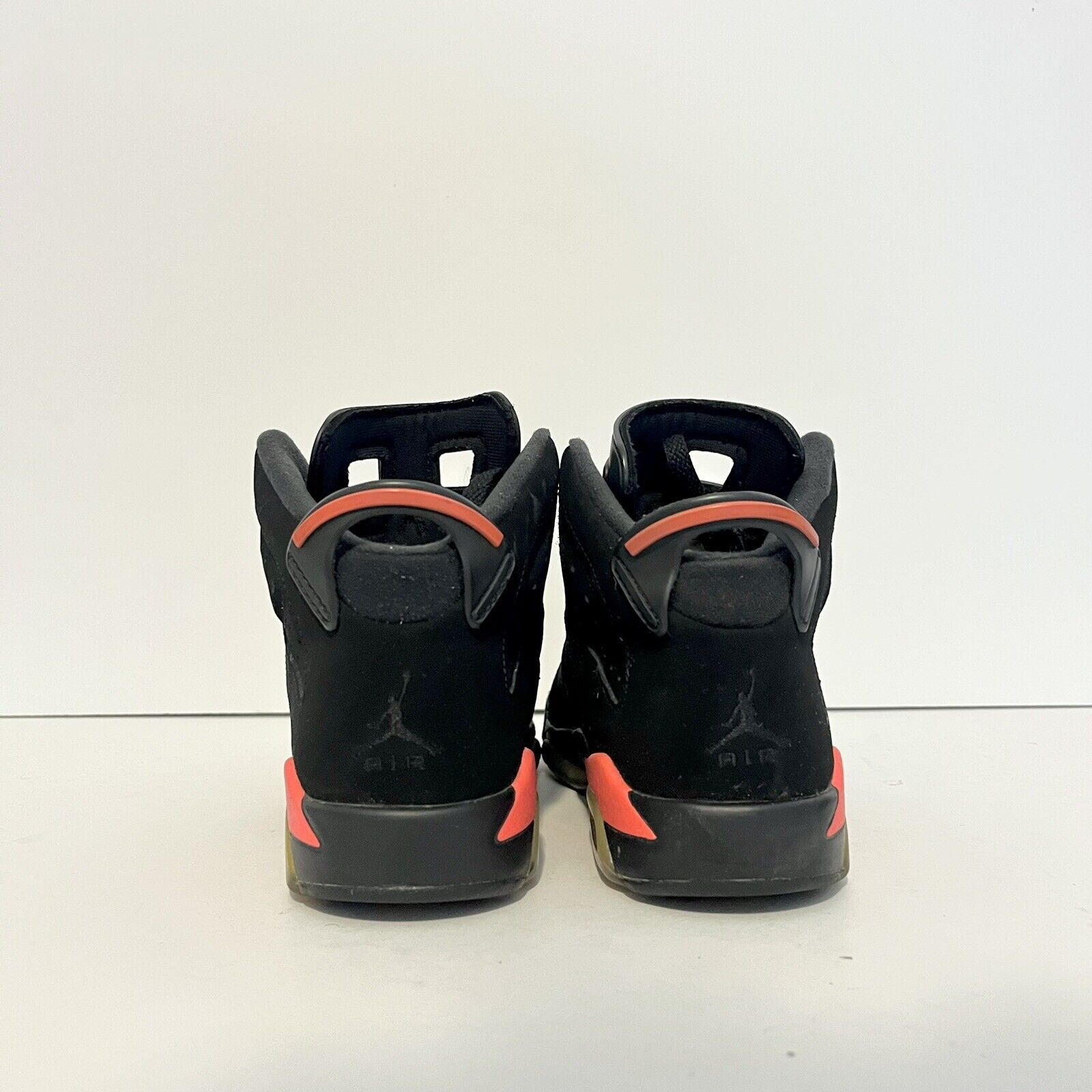 Nike 2014 Nike Air Jordan VI 6 Retro Infrared GS 384665-023 5.5Y Size US 7 / IT 37 - 5 Thumbnail