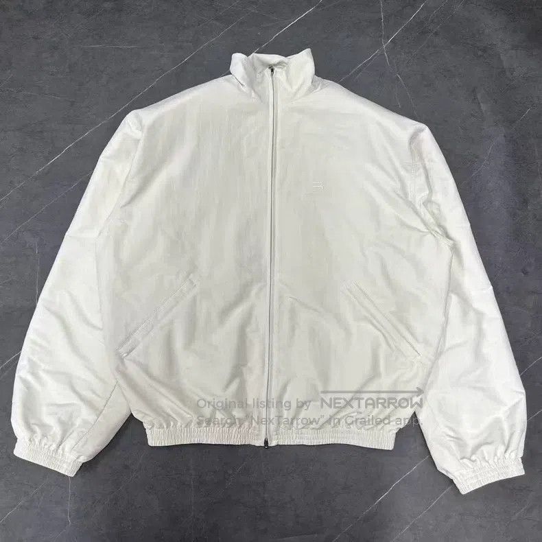 Balenciaga Balenciaga White padded nylon sport jacket Size US M / EU 48-50 / 2 - 1 Thumbnail