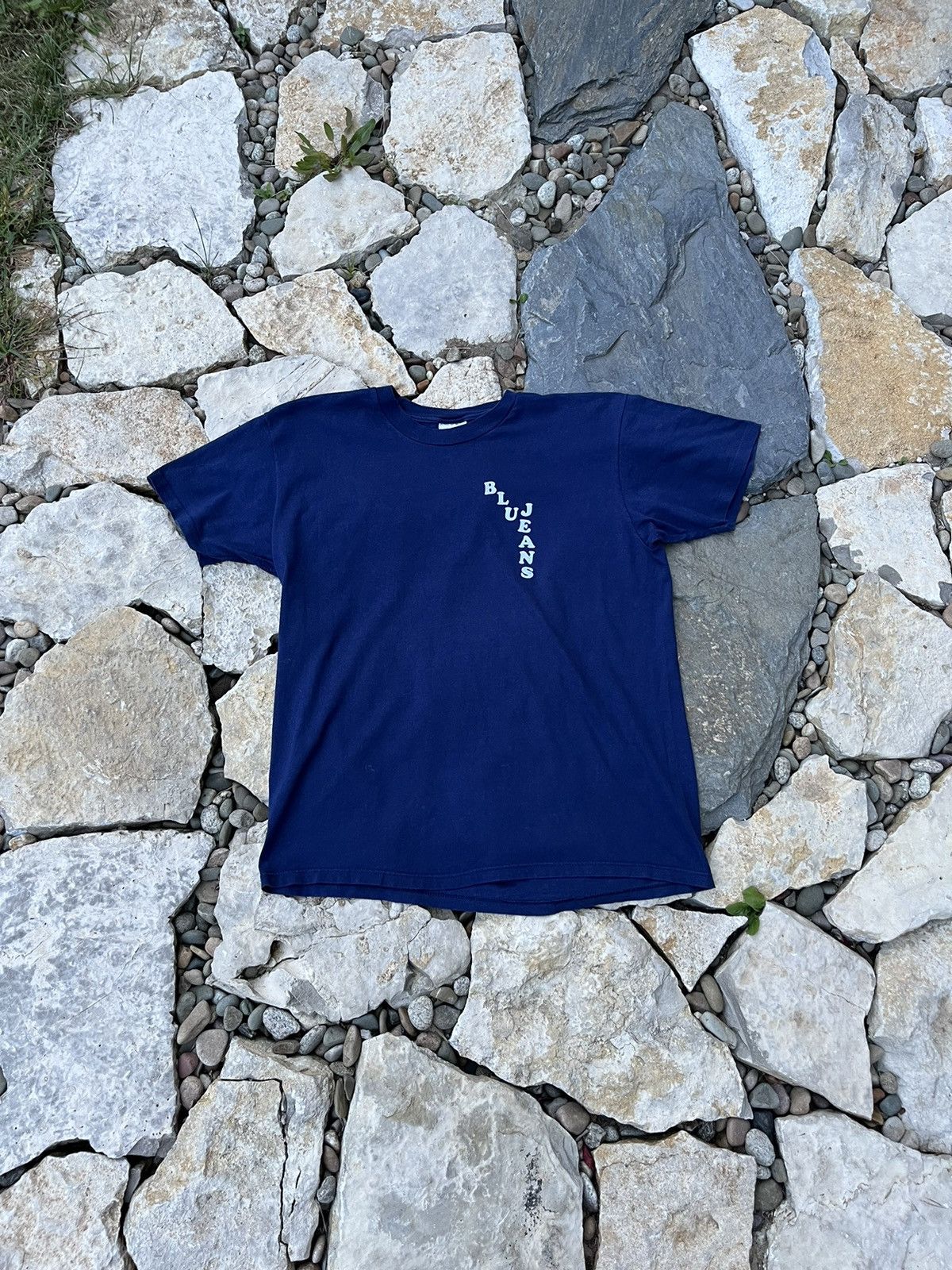 Hanes × Vintage Hanes 90s navy cotton basic tee t-shirt connected blue jeans Size US L / EU 52-54 / 3 - 1 Thumbnail