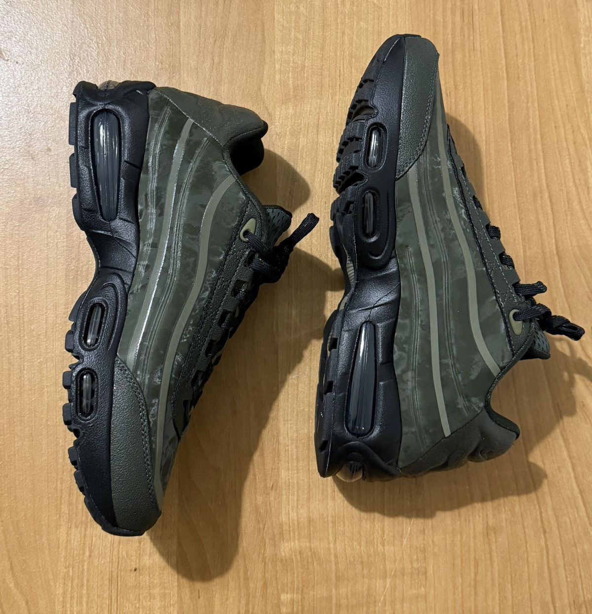 Nike Nike Air Max 95 SP x WORKSOUT Size US 9 / EU 42 - 2 Thumbnail